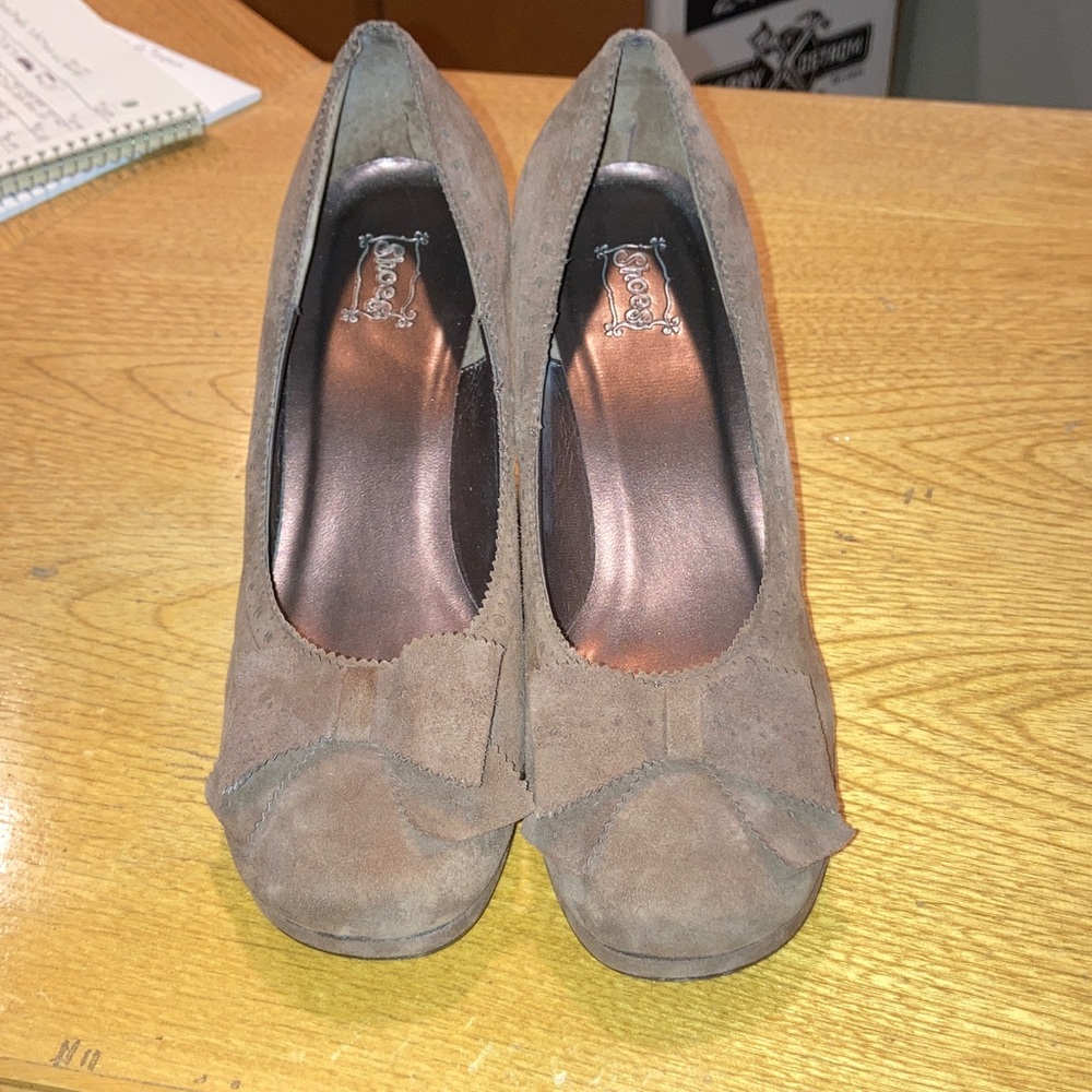 Brown Suede Heels with Bow